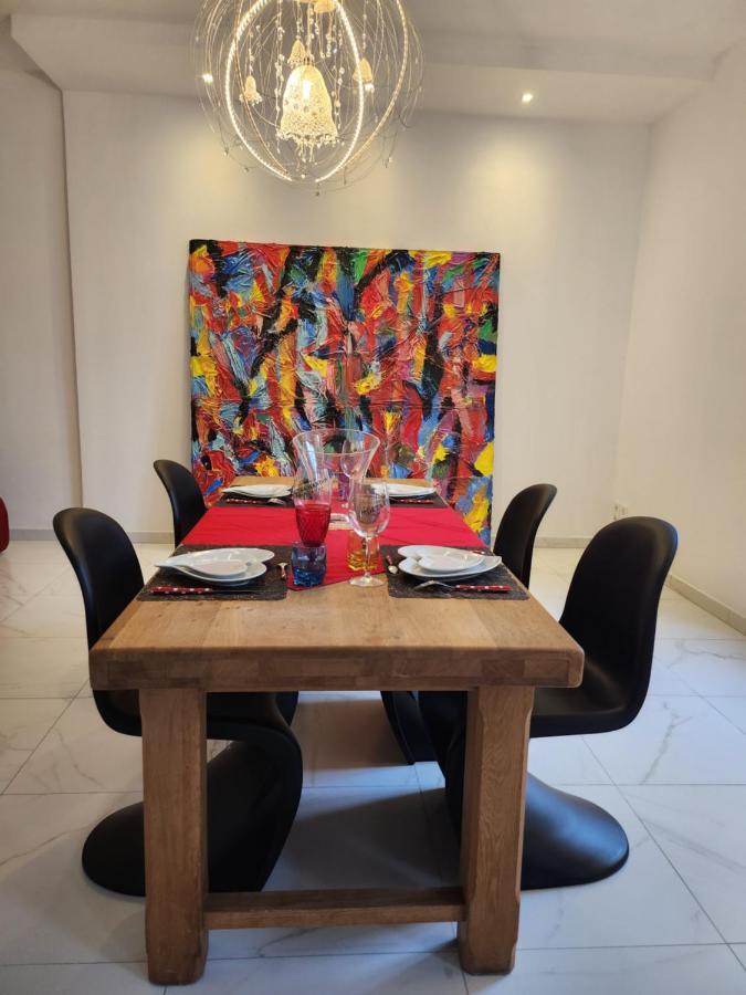 Maison Face A L'Abbaye D'Hautvillers - 2 Bedrooms 2 Bathrooms, Parking Luaran gambar